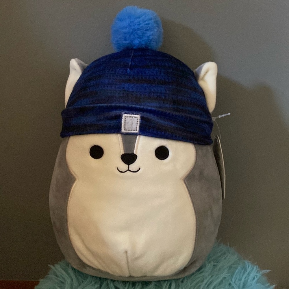 BRAND NEW SQUISHMALLOW 8”! NWT! YEAR 2021!